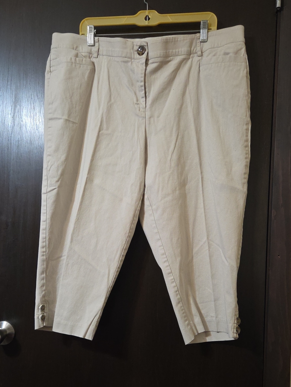 Studio Works  Cream Capris pants 18W